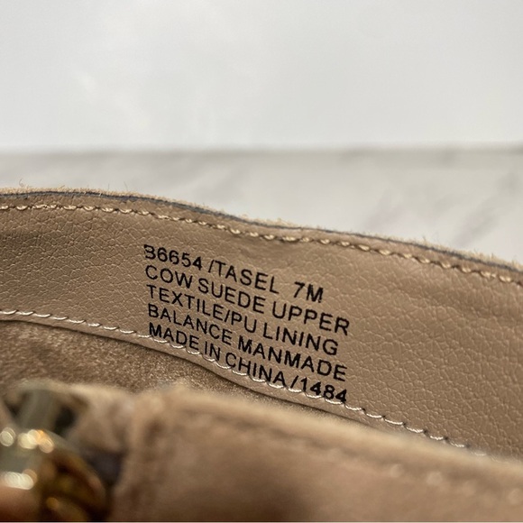 New! Blondo Tasel Tan Suede Pointy Toe Bootie 7M - Picture 11 of 14